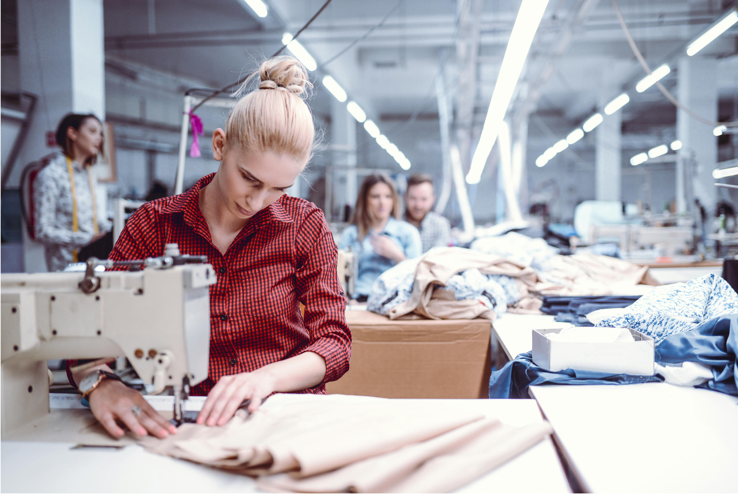 Elksourcing：Is It Possible to Buy High Quality Products at Low Price?