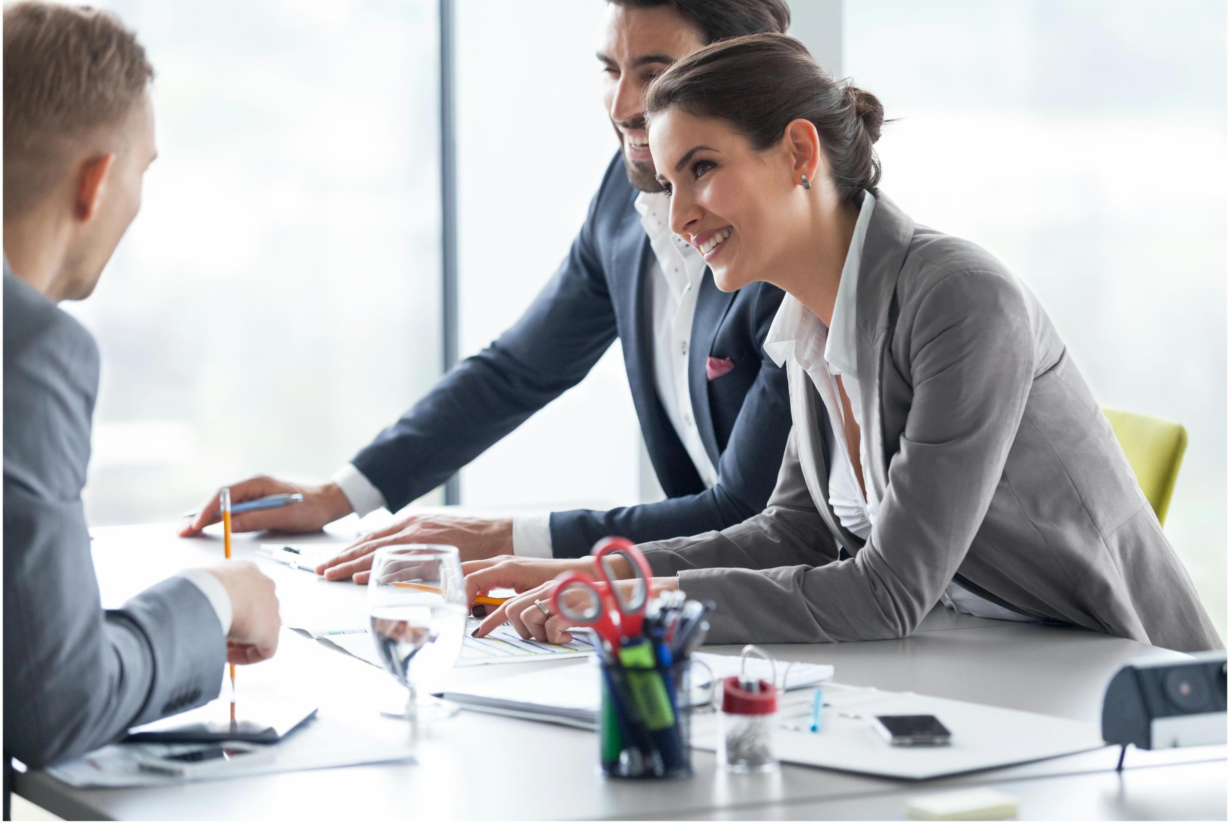 Elksourcing：What Can a Sourcing Agent Do for You?