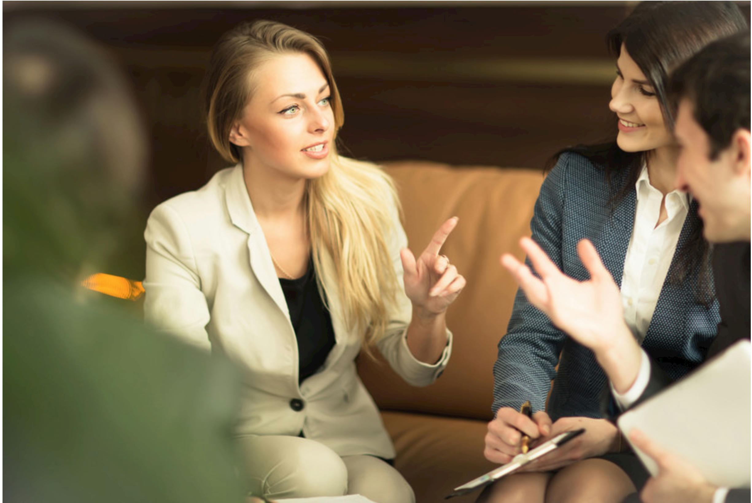Elksourcing：Questions You Must Answer to Win the Deal